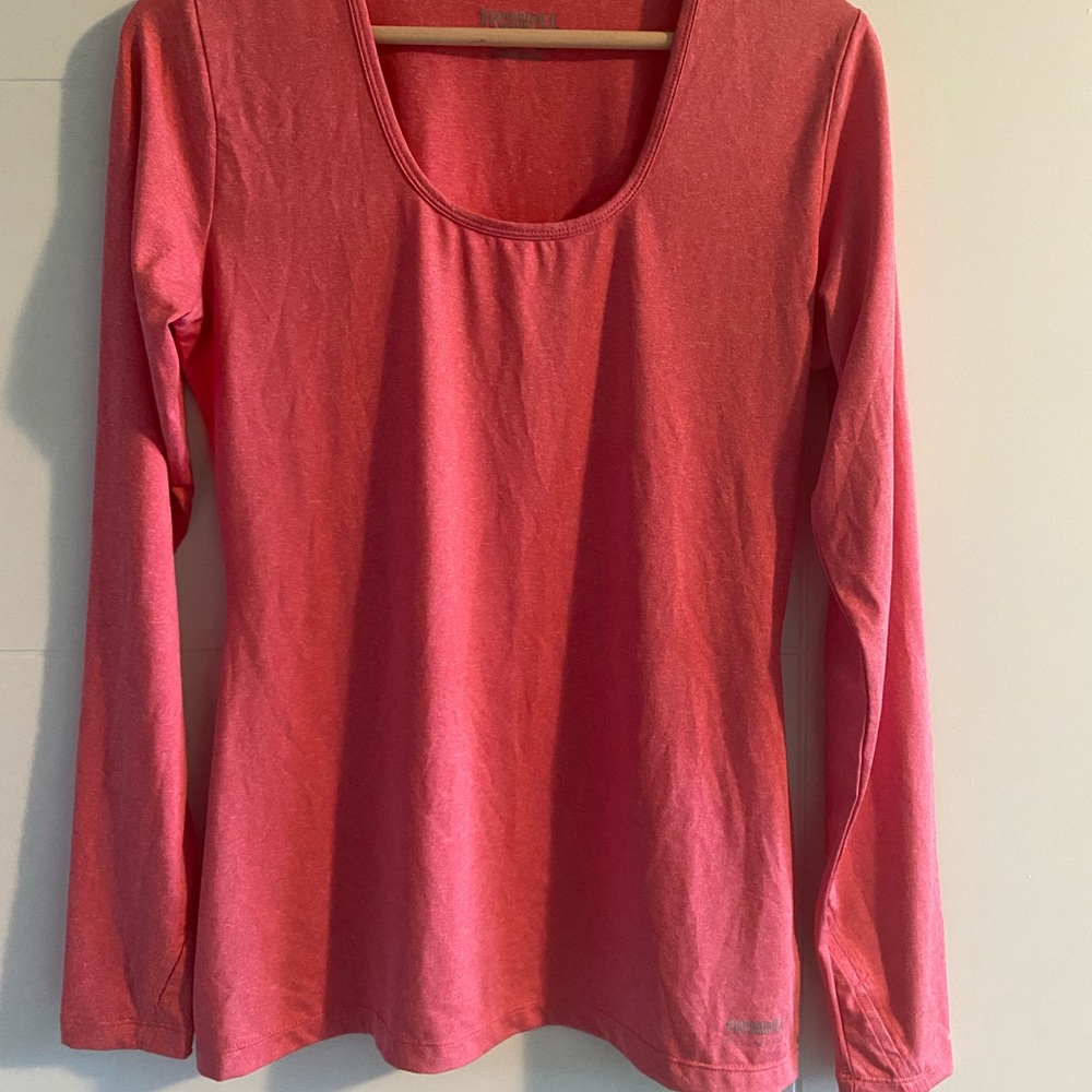 Running room long sleeve top